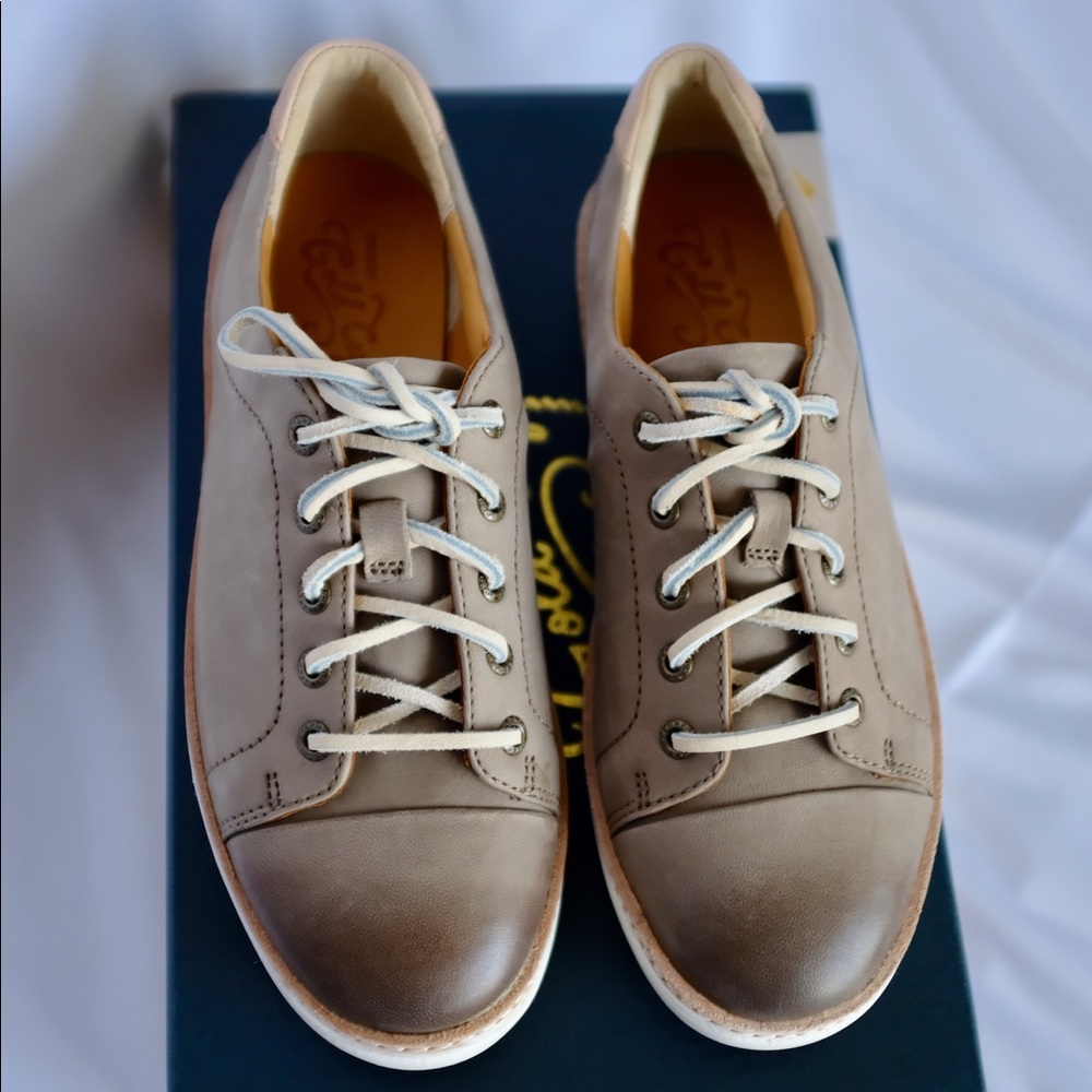 Sperry Gold Cup Cruz Taupe Sneaker